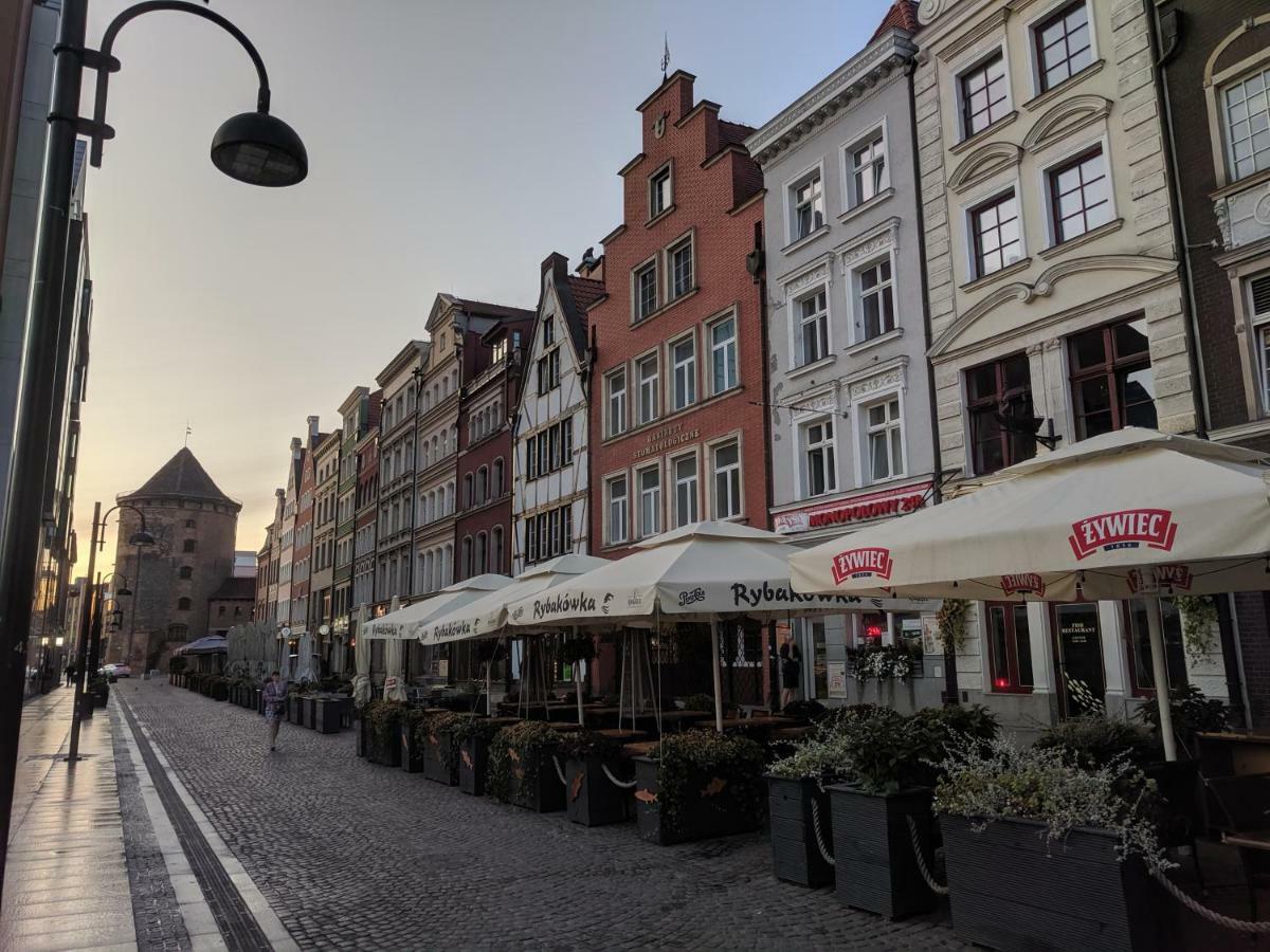 3-Rooms Apartment With Balcony By The Oldtown Gdańsk Buitenkant foto