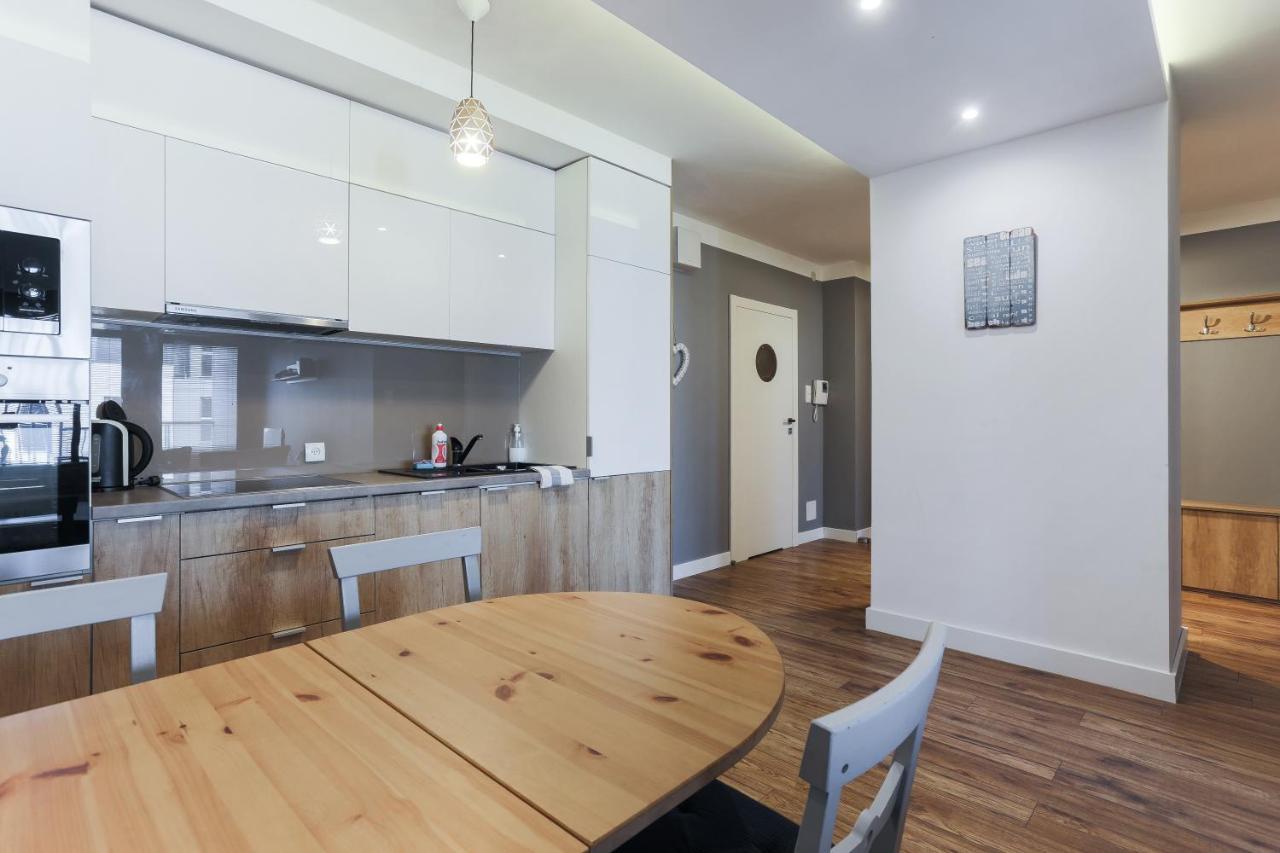 3-Rooms Apartment With Balcony By The Oldtown Gdańsk Buitenkant foto
